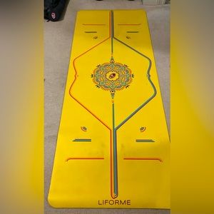 Liforme Yellow Pride Hope Rainbow Alignment Travel Yoga Mat and Bag